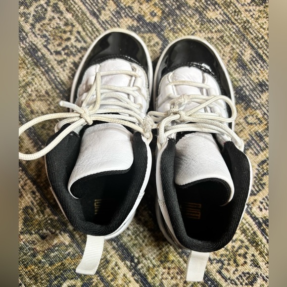 Air Jordan 11 XI Retro Concord Toddler Size 10C Low Top Sneakers - Picture 6 of 9